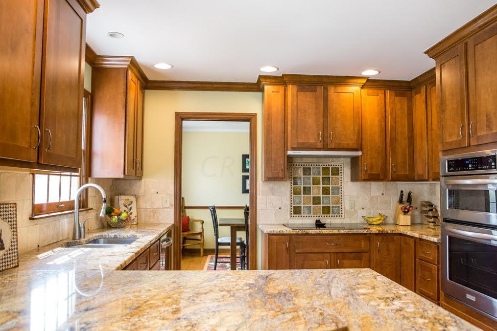 2620 Andover Road Columbus, OH 43221 - Photo 14 of 43