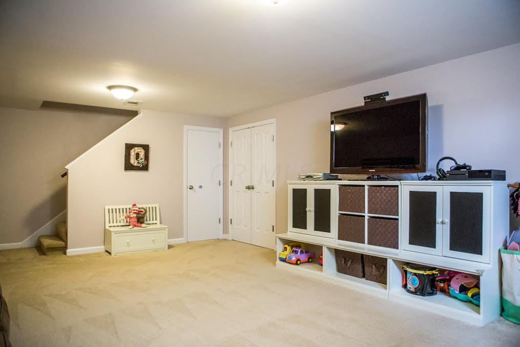 2620 Andover Road Columbus, OH 43221 - Photo 40 of 43