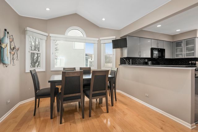 $545,000 | 623 Raintree Road, Buffalo Grove, IL 60089