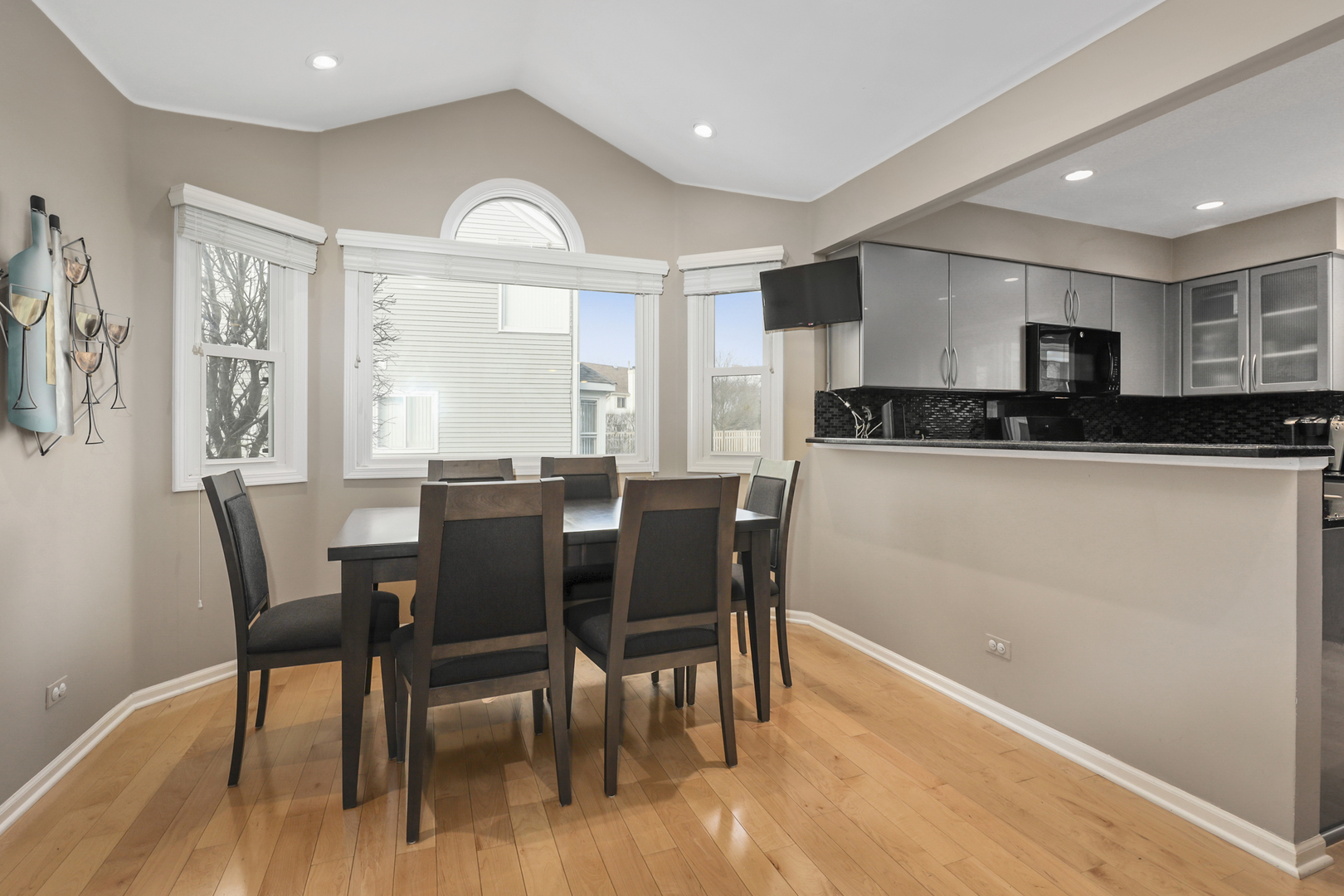 623 Raintree Road Buffalo Grove, IL 60089 - Photo 14 of 35