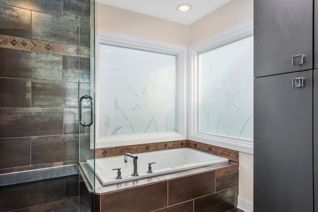 $545,000 | 623 Raintree Road, Buffalo Grove, IL 60089