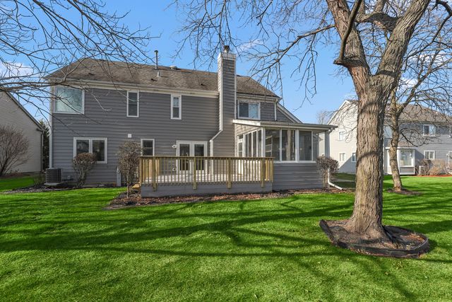 $545,000 | 623 Raintree Road, Buffalo Grove, IL 60089