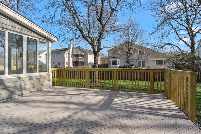 $545,000 | 623 Raintree Road, Buffalo Grove, IL 60089