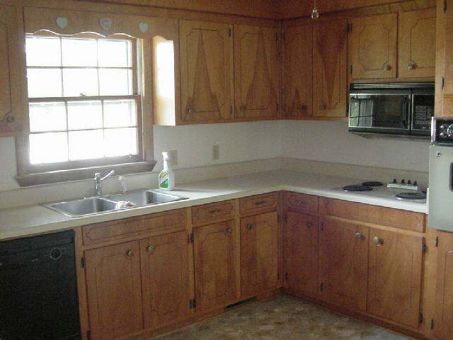 1870 Blue Ridge Boulevard Seneca, SC 29672 - Photo 3 of 5 Gallery Image 3