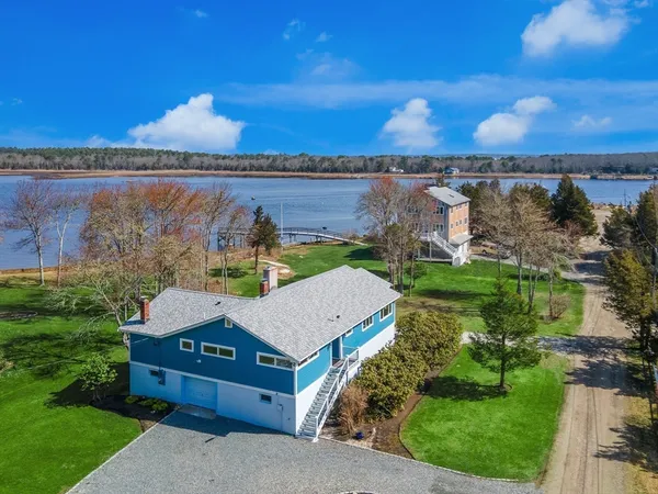 $1,195,000 | 3 Bass Point Road, Marion, MA 02738