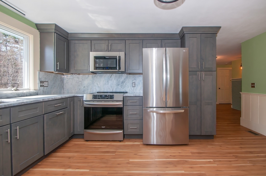 3 Bass Point Road Marion, MA 02738 - Photo 11 of 40