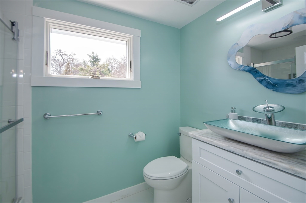 3 Bass Point Road Marion, MA 02738 - Photo 32 of 40