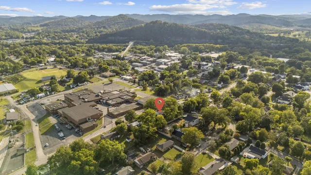 $459,900 | 307 College Avenue East, Carthage, TN 37030