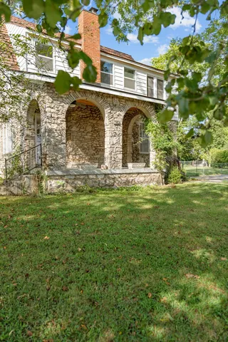 $459,900 | 307 College Avenue East, Carthage, TN 37030