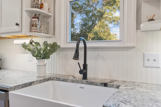 $459,900 | 307 College Avenue East, Carthage, TN 37030