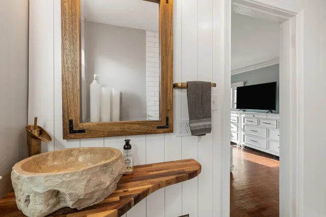 $459,900 | 307 College Avenue East, Carthage, TN 37030