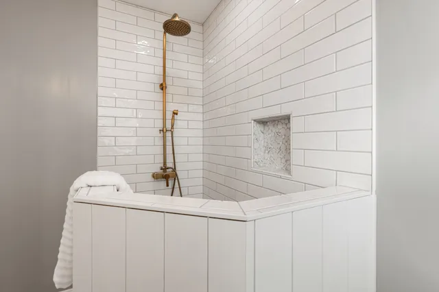 $459,900 | 307 College Avenue East, Carthage, TN 37030