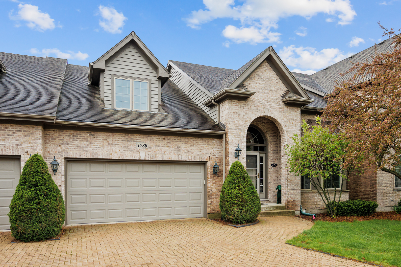 1789 Rizzi Lane Bartlett, IL 60103 - Photo 2 of 36