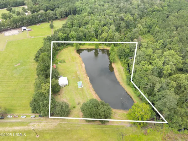 $378,000 | 10692 Grays Highway, Ridgeland, SC 29936