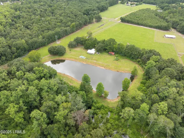 $378,000 | 10692 Grays Highway, Ridgeland, SC 29936