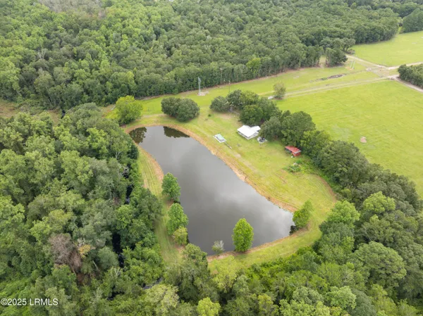 $378,000 | 10692 Grays Highway, Ridgeland, SC 29936