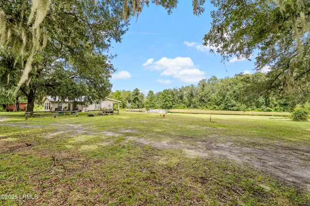 $399,000 | 10692 Grays Highway, Ridgeland, SC 29936