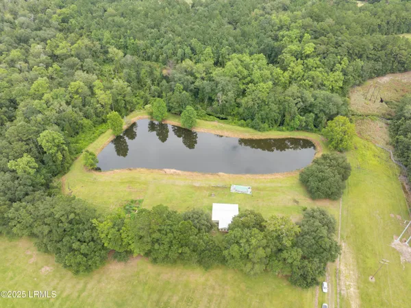 $378,000 | 10692 Grays Highway, Ridgeland, SC 29936