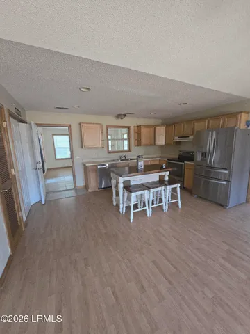 $380,000 | 10692 Grays Highway, Ridgeland, SC 29936