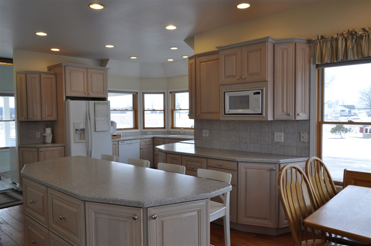 12400 Reid Road Durand, MI 48429 - Photo 14 of 78 Gallery Image 14