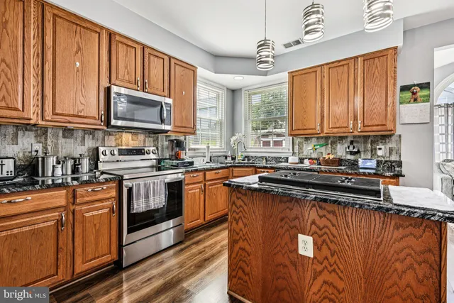 $570,000 | 11291 Wildmeadows Street, Waldorf, MD 20601