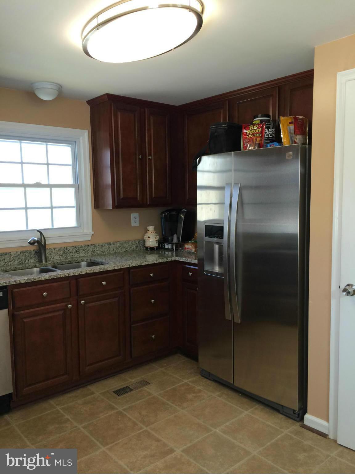 528 Caisson Road Fredericksburg, VA 22405 - Photo 5 of 21 Kitchen