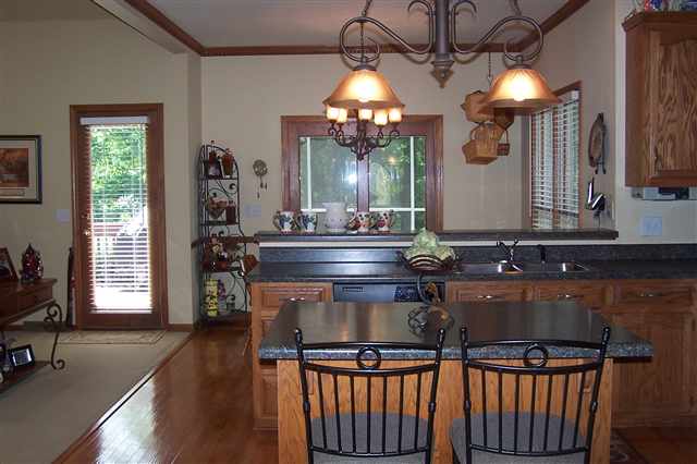 117 Roberts Farm Road Simpsonville, SC 29681 - Photo 15 of 24 Gallery Image 15