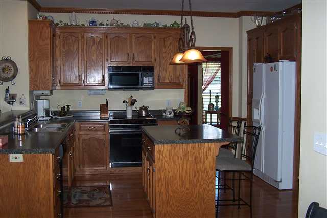 117 Roberts Farm Road Simpsonville, SC 29681 - Photo 16 of 24 Gallery Image 16