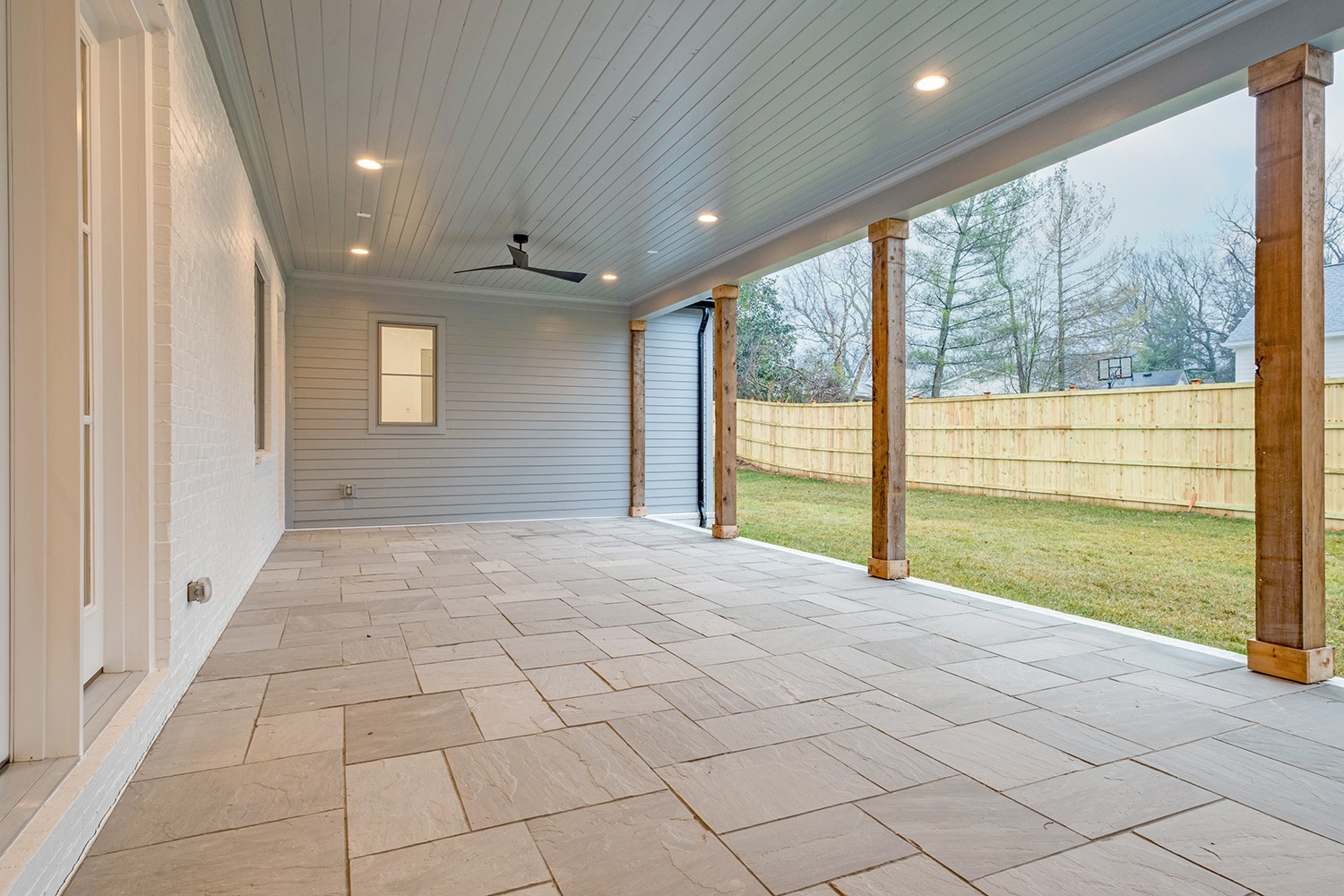 2825 Sugar Tree Road Nashville, TN 37215 - Photo 50 of 51 a view of an empty room and window