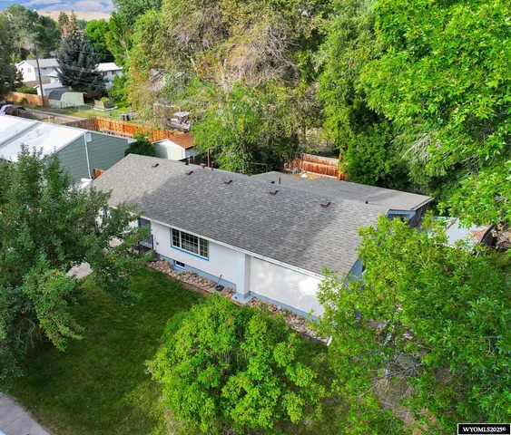 $363,000 | 665 North 9th Street, Lander, WY 82520