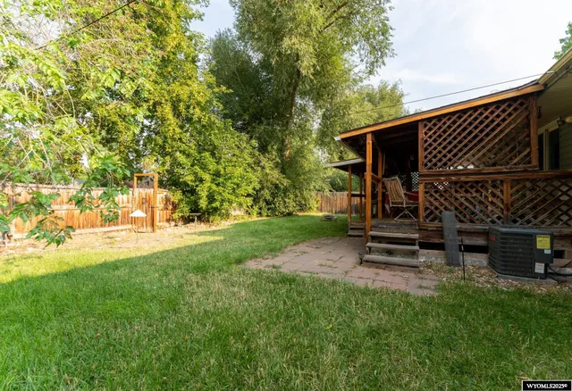 $363,000 | 665 North 9th Street, Lander, WY 82520