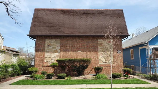 $1,400 | 926 Dunlop Avenue, Unit 308, Forest Park, IL 60130