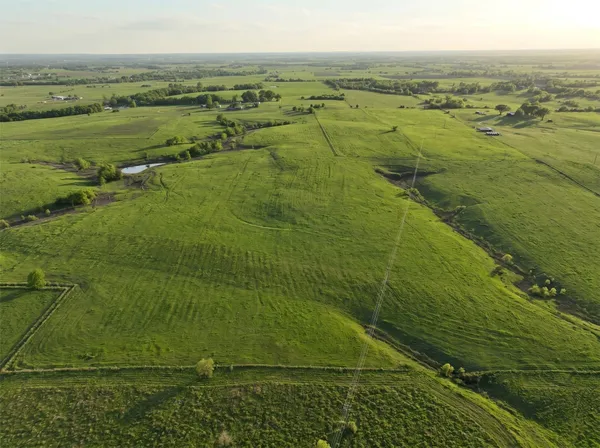 $2,869,992 | 6921 Schulz Lane, Bleiblerville, TX 78931
