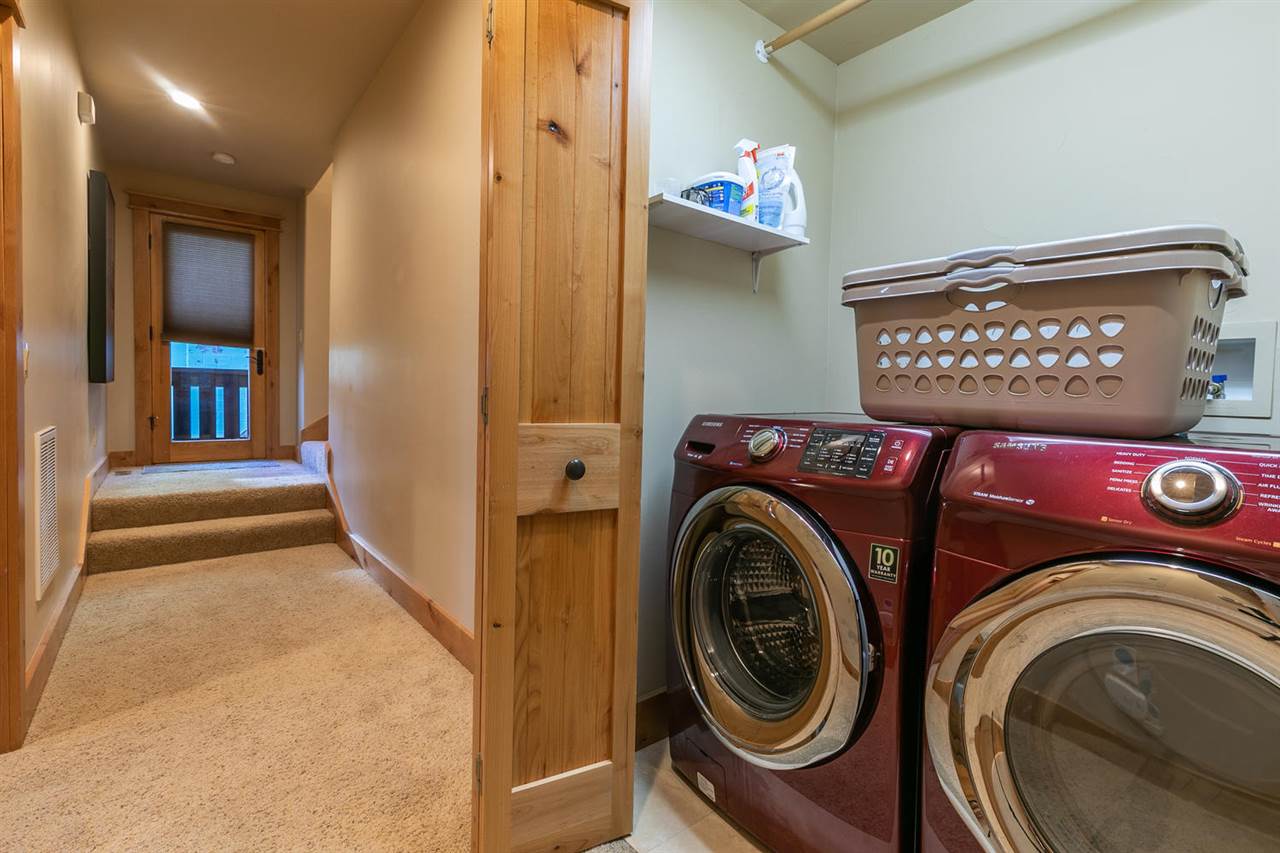 14288 Donner Pass Road Truckee, CA 96161 - Photo 19 of 21 Gallery Image 19