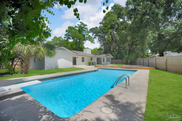 $515,000 | 5745 Avenida Robledal, Pensacola, FL 32504