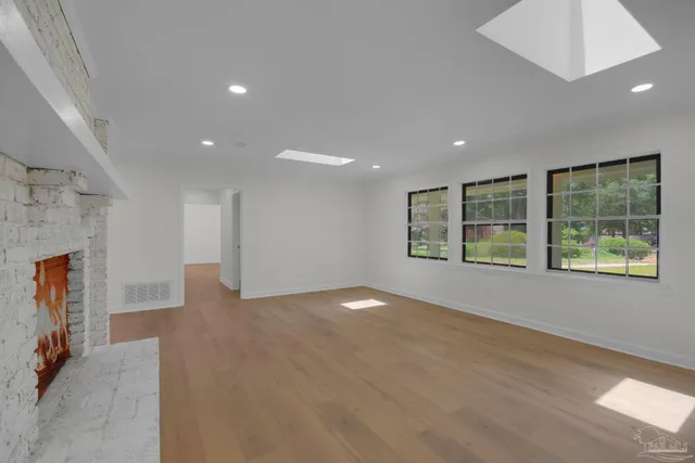 $515,000 | 5745 Avenida Robledal, Pensacola, FL 32504