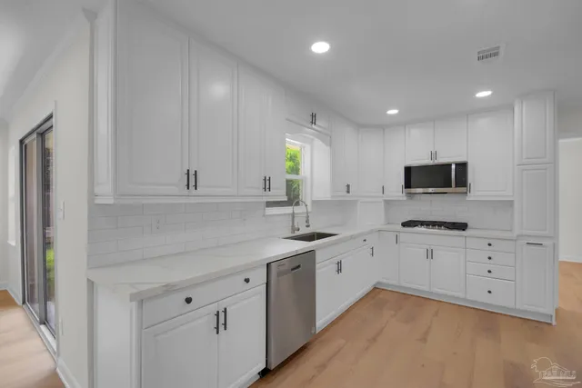 $515,000 | 5745 Avenida Robledal, Pensacola, FL 32504