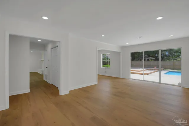 $515,000 | 5745 Avenida Robledal, Pensacola, FL 32504