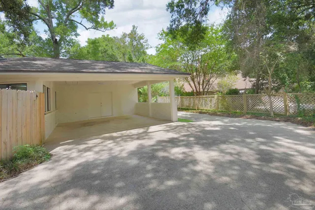 $515,000 | 5745 Avenida Robledal, Pensacola, FL 32504