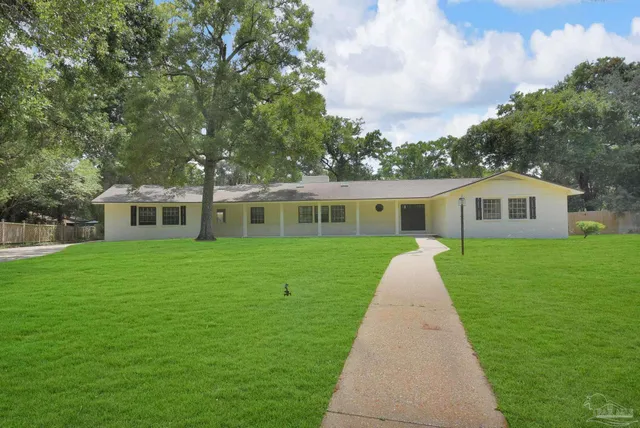 $515,000 | 5745 Avenida Robledal, Pensacola, FL 32504