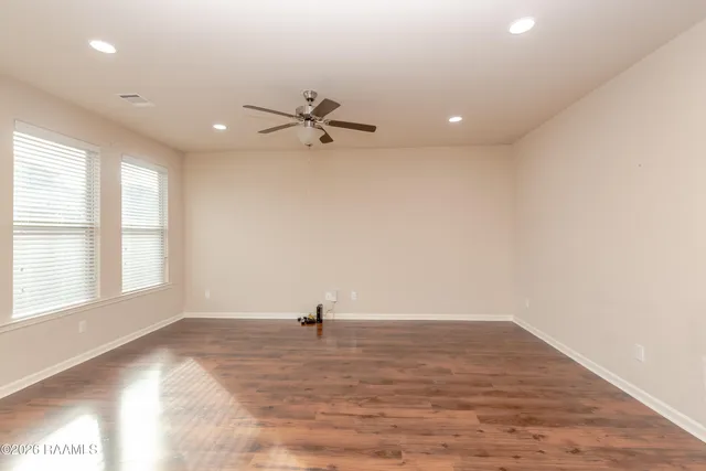 $249,999 | 112 Merrydale Lane, Rayne, LA 70578