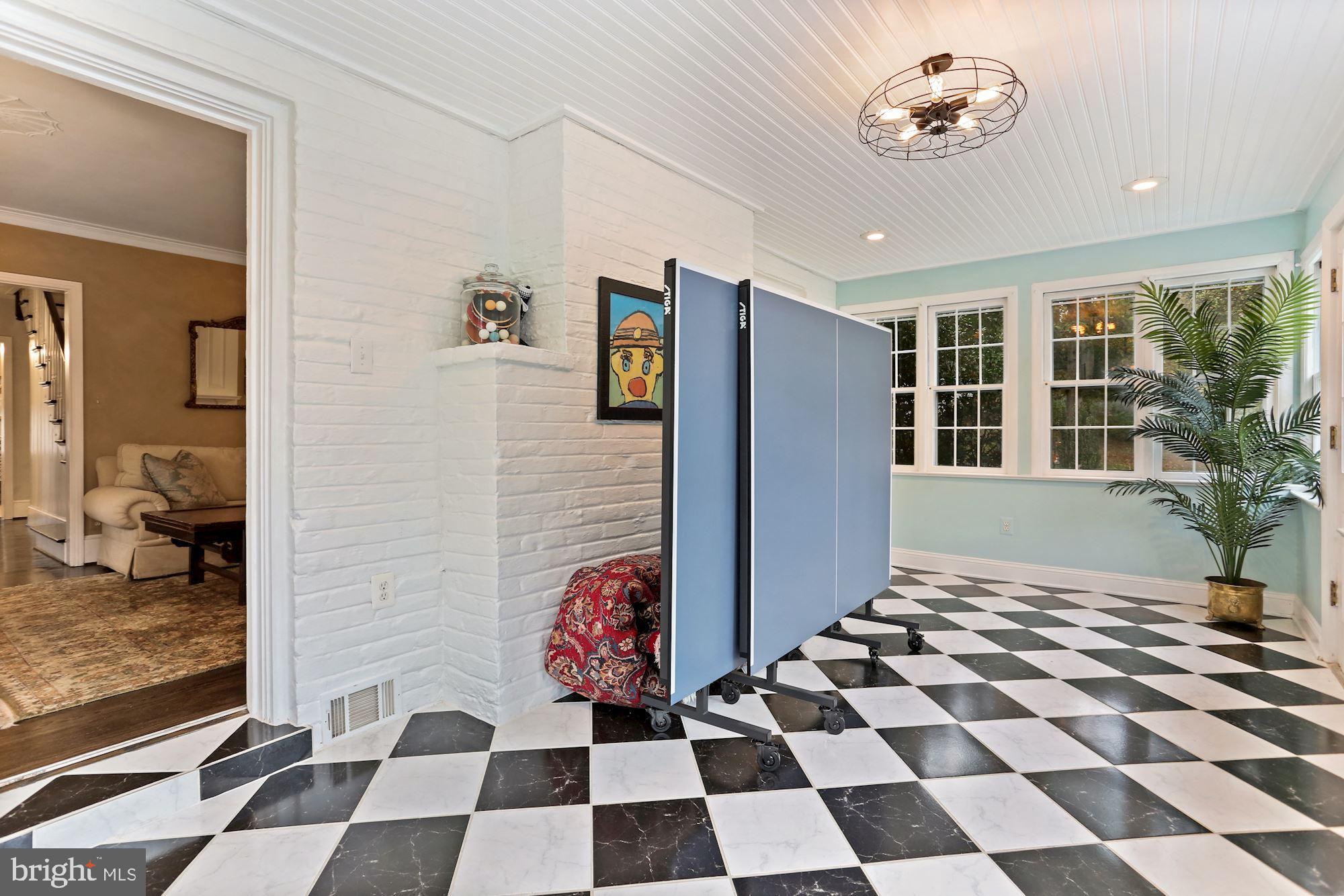 1624 Brookside Road McLean, VA 22101 - Photo 20 of 70 Sunroom off Living Room