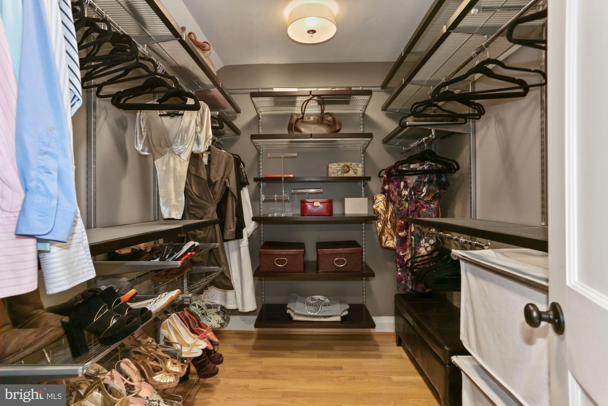 1624 Brookside Road McLean, VA 22101 - Photo 35 of 70 Walk-in Closets