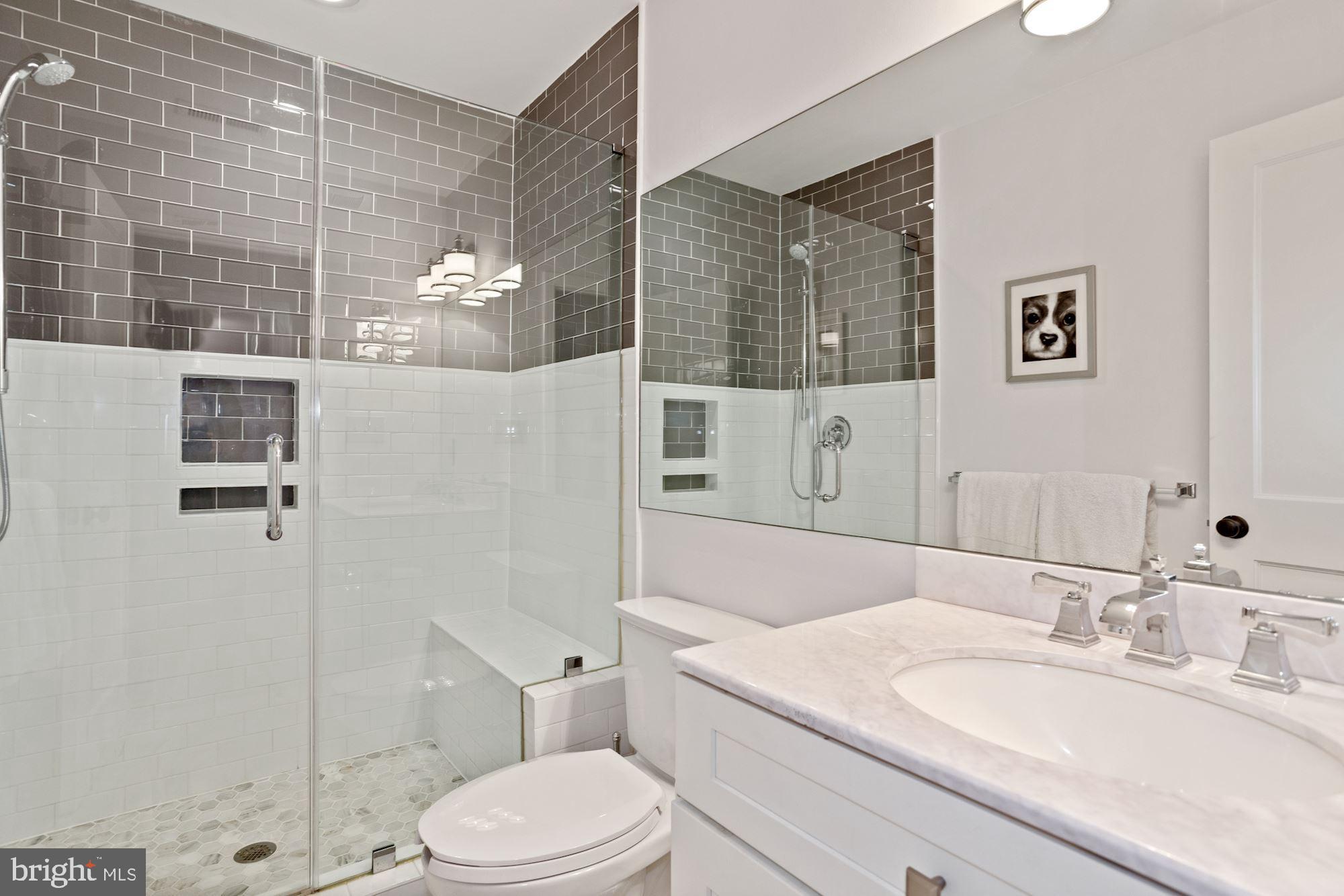 1624 Brookside Road McLean, VA 22101 - Photo 41 of 70 Second Bedroom Private Bath