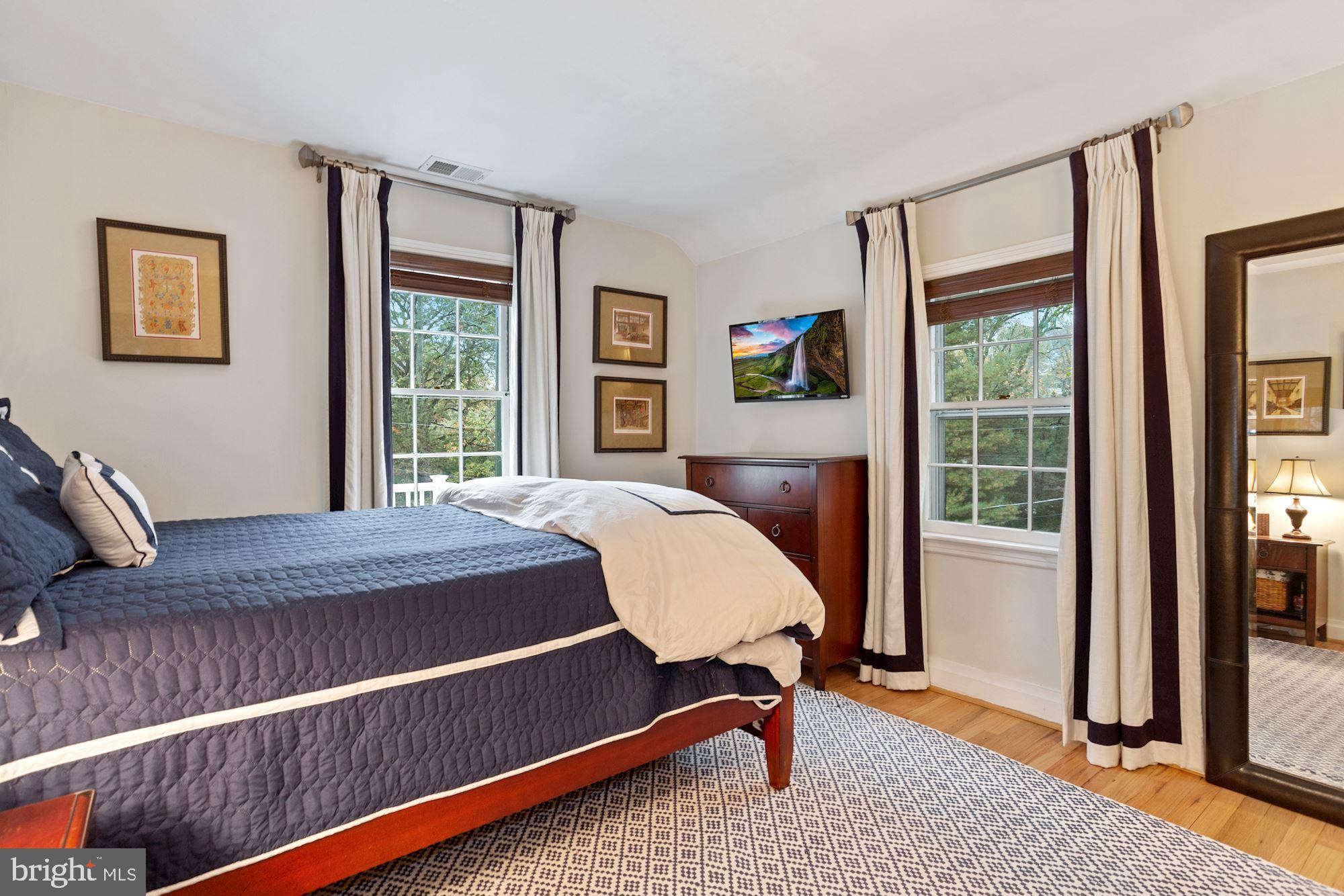 1624 Brookside Road McLean, VA 22101 - Photo 44 of 70 Third Bedroom