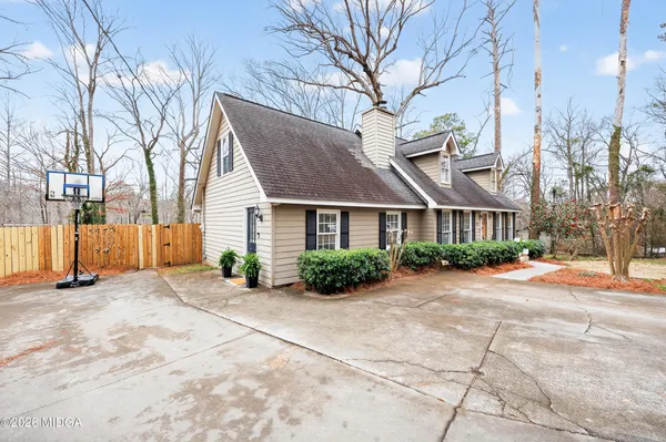 $279,900 | 707 Brookdale Drive, Dublin, GA 31021