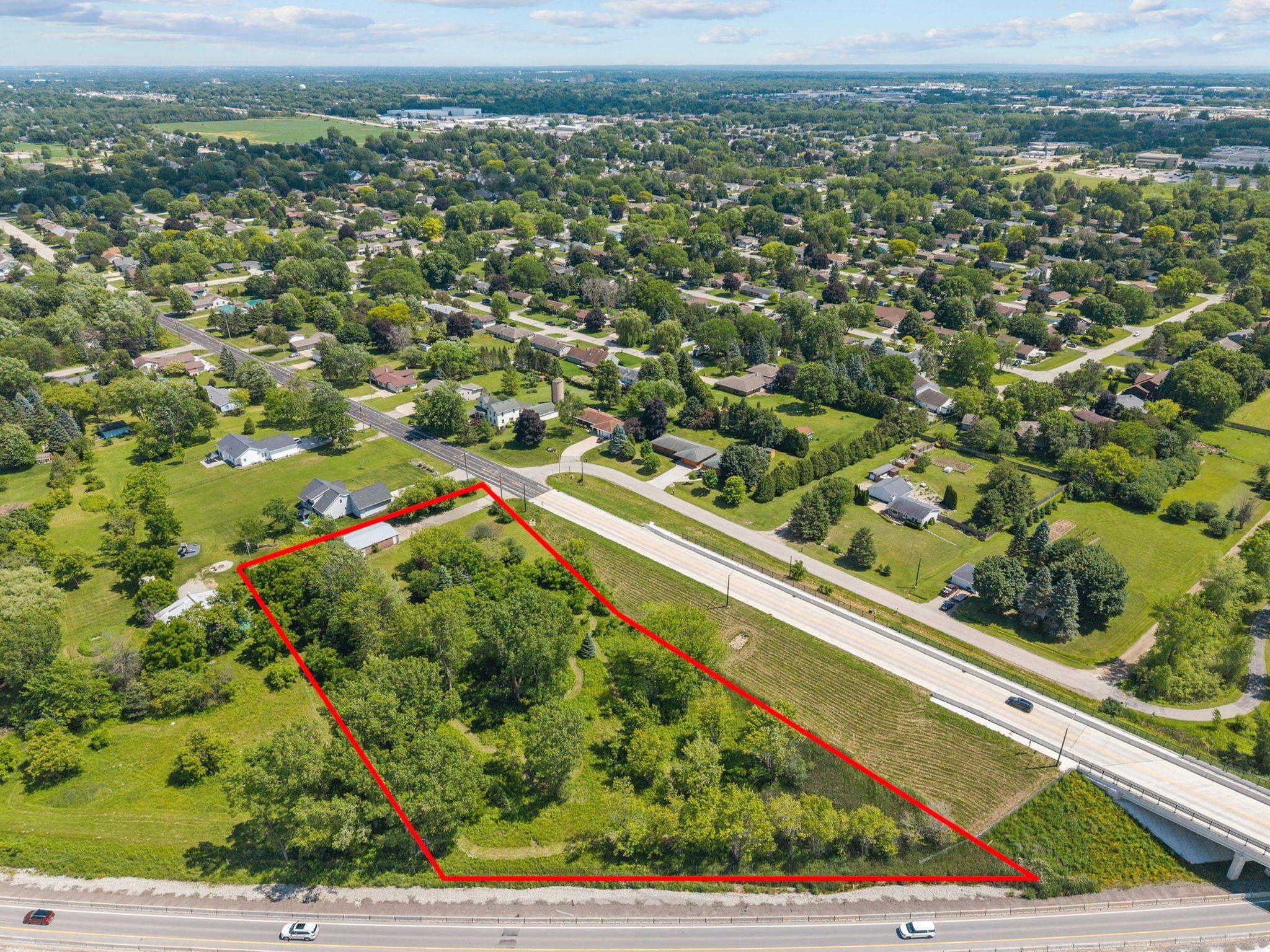 3620 West Capitol Drive Appleton, WI 54914 - Photo 2 of 12