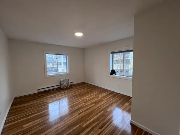 $2,900 | 50 Seymour Street, Unit 8, Boston, MA 02131