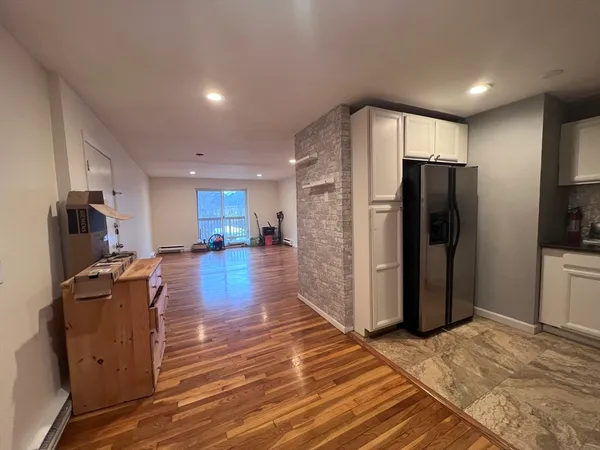 $2,900 | 50 Seymour Street, Unit 8, Boston, MA 02131