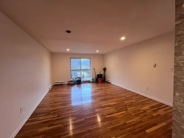 $2,900 | 50 Seymour Street, Unit 8, Boston, MA 02131